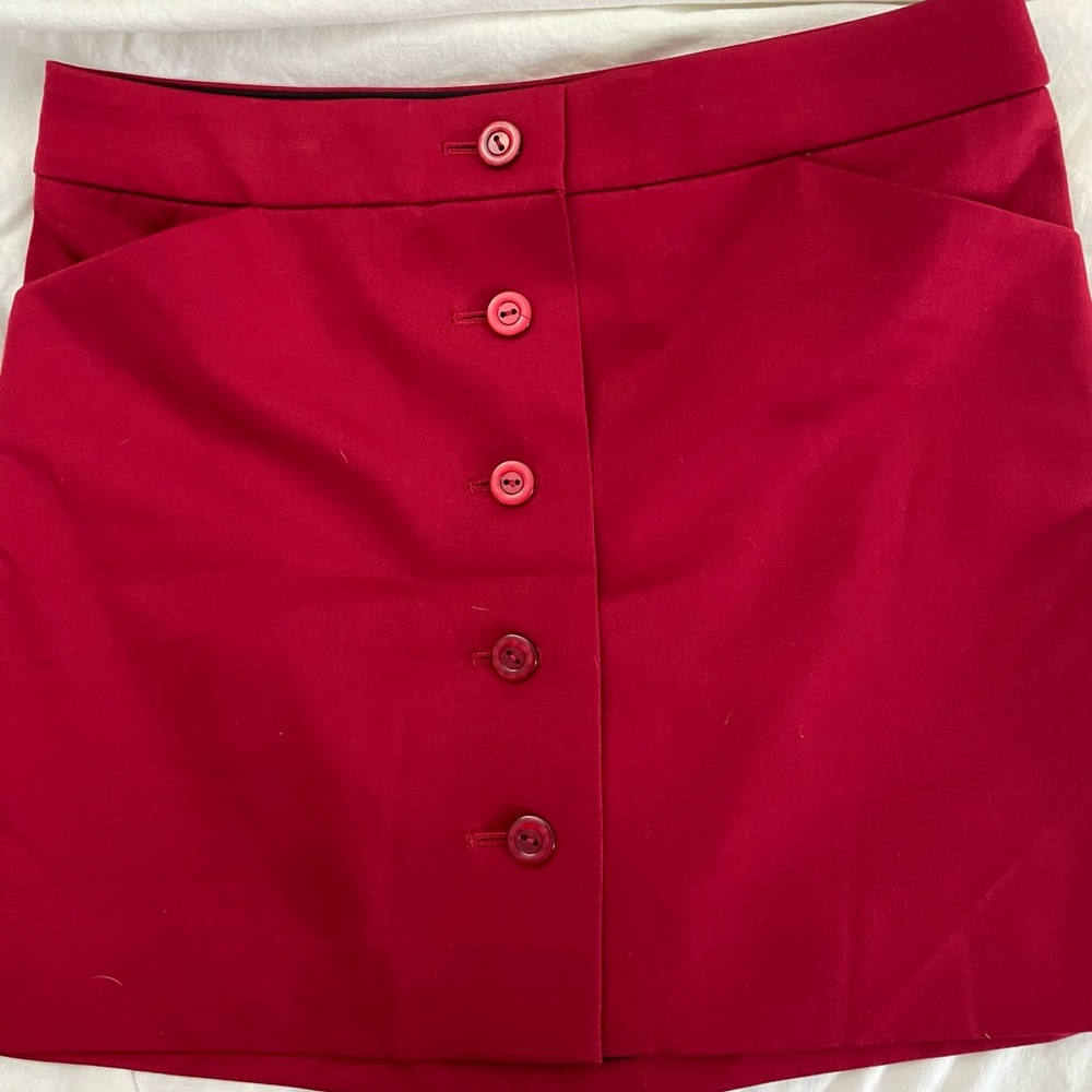 Express Design Studio Red Mini Skirt Size 0. Button front /and pockets!